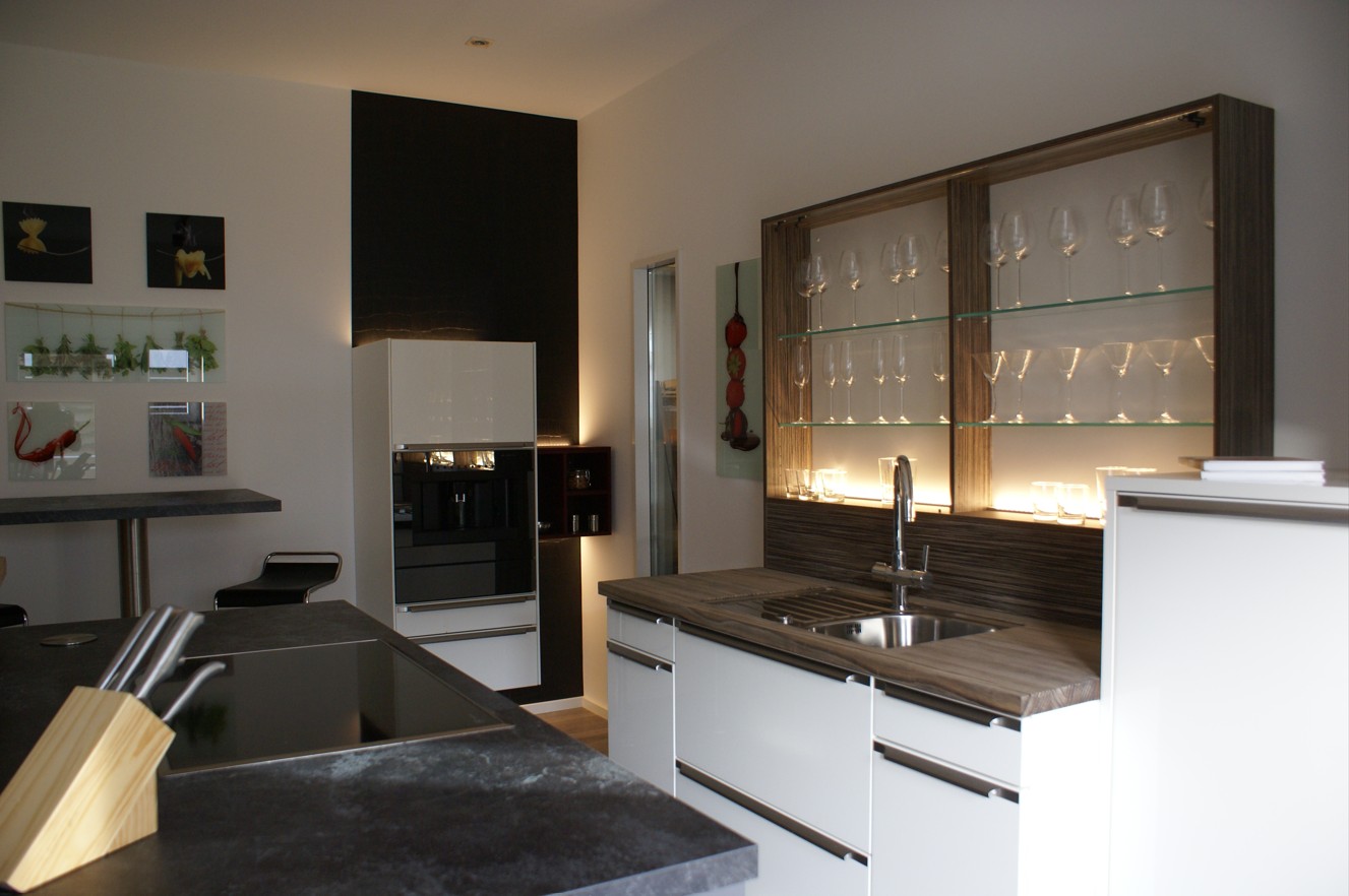 Weinberg-Ausstellung Möbel